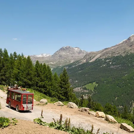 Шале Private Whole-hotel In 360 Alpine Views Sauna & Hot Tub *