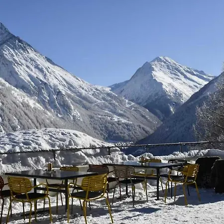 Private Whole-hotel In 360 Alpine Views Sauna & Hot Tub 샬레 *
