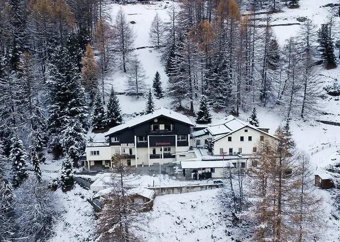 木屋 Private Whole-hotel In 360 Alpine Views Sauna & Hot Tub *