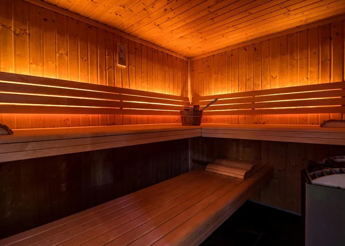 Private Whole-hotel In 360 Alpine Views Sauna & Hot Tub Dağ evi *
