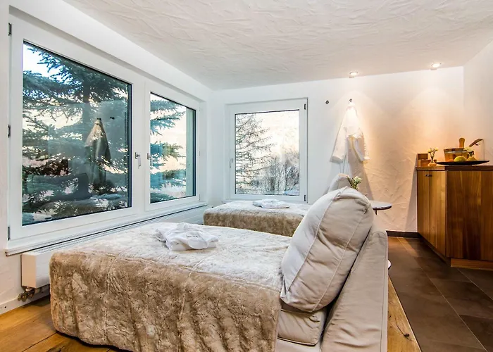 Private Whole-hotel In 360 Alpine Views Sauna & Hot Tub *