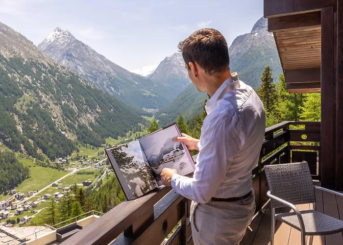 Private Whole-hotel In 360 Alpine Views Sauna & Hot Tub