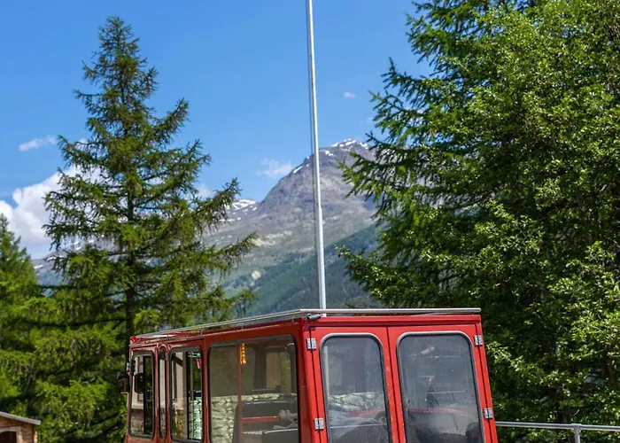 Private Whole-hotel In 360 Alpine Views Sauna & Hot Tub Dağ evi *