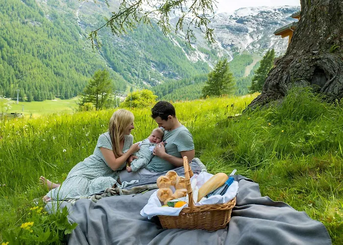 Private Whole-hotel In 360 Alpine Views Sauna & Hot Tub 木屋 萨斯费