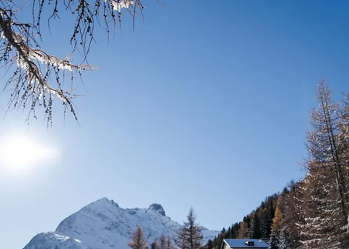 Private Whole-hotel In 360 Alpine Views Sauna & Hot Tub Dağ evi *