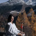 Private Whole-hotel In 360 Alpine Views Sauna & Hot Tub Σαλέ *