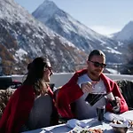 Σαλέ Private Whole-hotel In 360 Alpine Views Sauna & Hot Tub Saas Fee